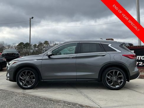 Used 2019 INFINITI QX50 Essential w/ Sensory Package image 3