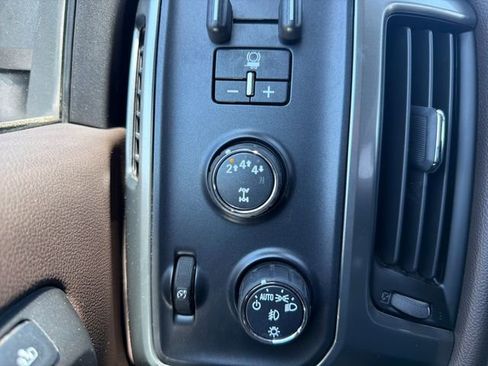Used 2019 Chevrolet Silverado 2500 LTZ w/ Duramax Plus Package AWD/4WD image 34
