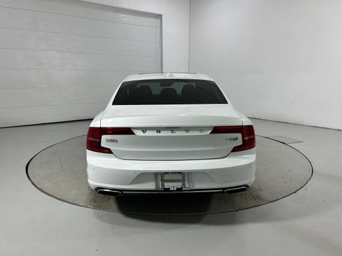 Used 2018 Volvo S90 T8 Inscription w/ Luxury Package AWD/4WD image 32