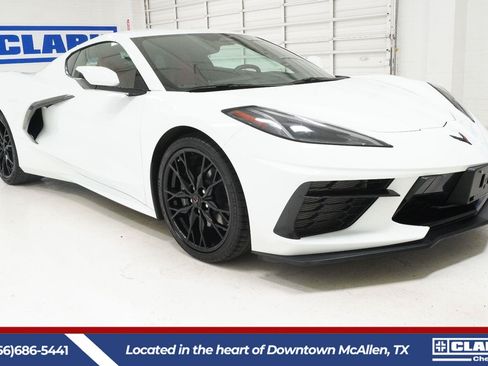 Used 2026 Chevrolet Corvette Stingray Coupe w/ 1LT RWD image 3