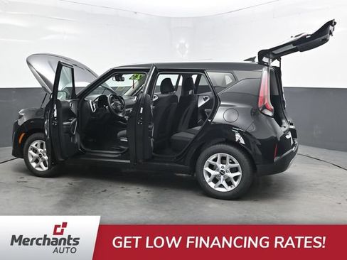 Used 2023 Kia Soul LX w/ LX Technology Package FWD image 41