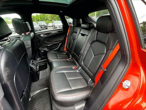 Used 2022 Porsche Macan S AWD/4WD image 24