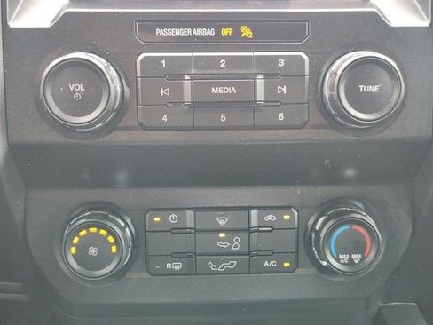Used 2020 Ford F150 XL w/ Equipment Group 101A Mid RWD image 17