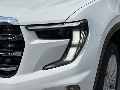 New 2026 GMC Acadia Elevation w/ Elevation Premium Package image 8