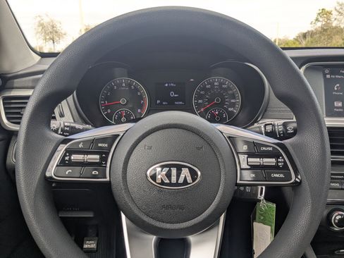 Used 2019 Kia Optima LX image 27