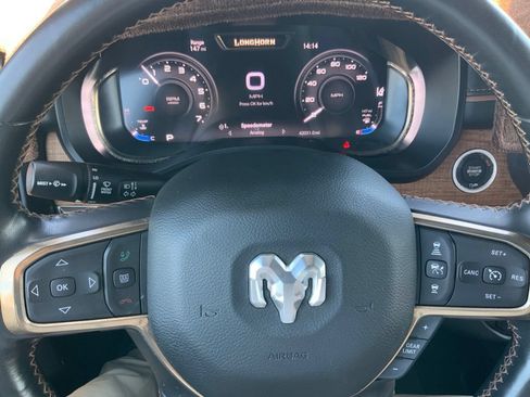 Used 2024 RAM 1500 Limited AWD/4WD image 22