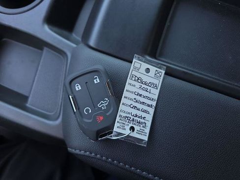 Used 2021 Chevrolet Silverado 1500 LT w/ LPO, Liner Protection Package AWD/4WD image 39
