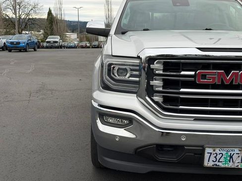 Used 2018 GMC Sierra 1500 SLT image 8