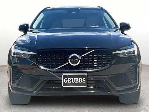 Used 2025 Volvo XC60 T8 Ultra w/ Protection Package Premier AWD/4WD image 3