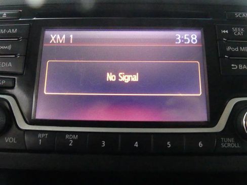 Used 2018 Nissan NV 2500 SV image 33