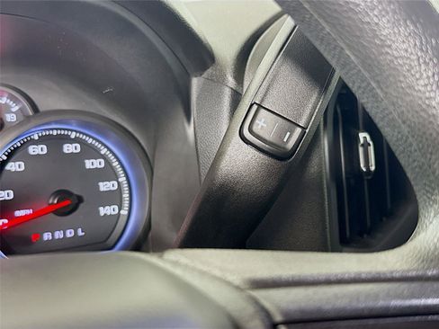 Used 2022 Chevrolet Silverado 1500 Custom image 17