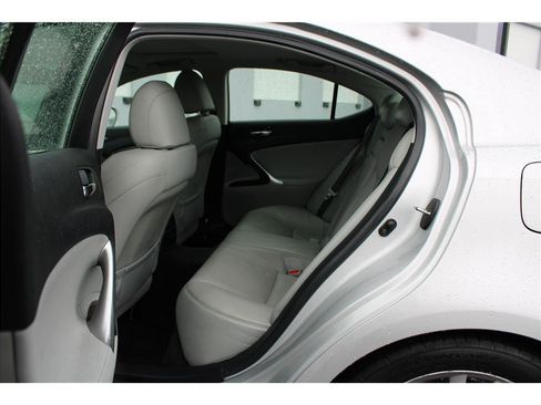 Used 2008 Lexus IS 250 RWD image 12