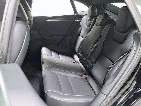 Used 2022 Tesla Model S Plaid image 32