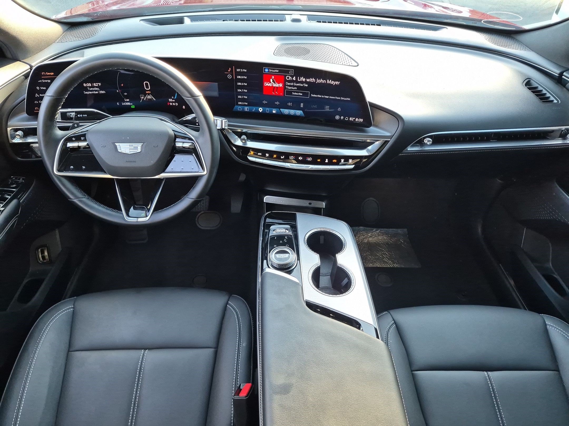Used 2024 Cadillac Lyriq Tech w/ LPO, Floor Liner Package RWD image 27