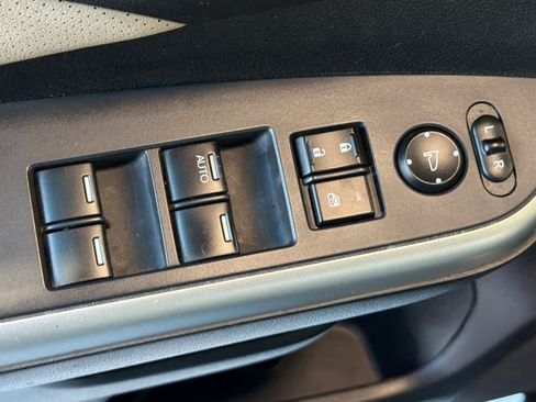 Used 2015 Honda CR-V Touring image 15