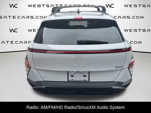 Used 2024 Hyundai Kona SEL FWD image 5