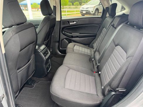 Used 2020 Ford Edge SE AWD/4WD image 18