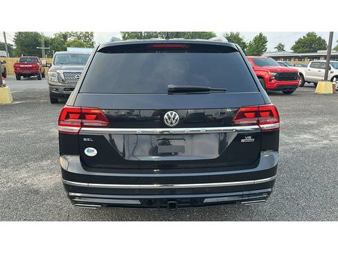 Used 2018 Volkswagen Atlas SEL AWD/4WD image 4