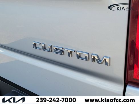Used 2021 Chevrolet Silverado 1500 Custom image 11