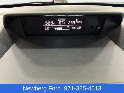 Used 2023 Subaru Crosstrek 2.0i Premium AWD/4WD image 17