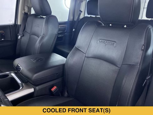 Used 2017 RAM 1500 Laramie w/ Convenience Group AWD/4WD image 10