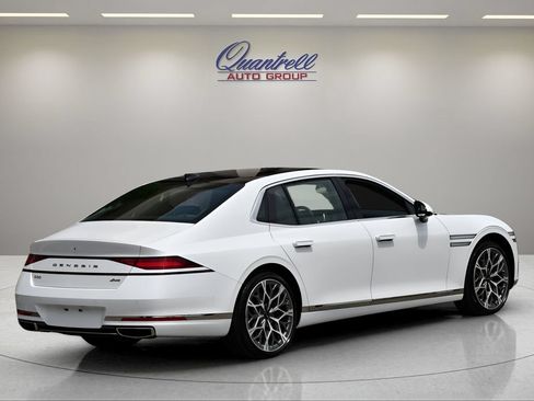 Used 2025 Genesis G90 3.5T AWD/4WD image 4