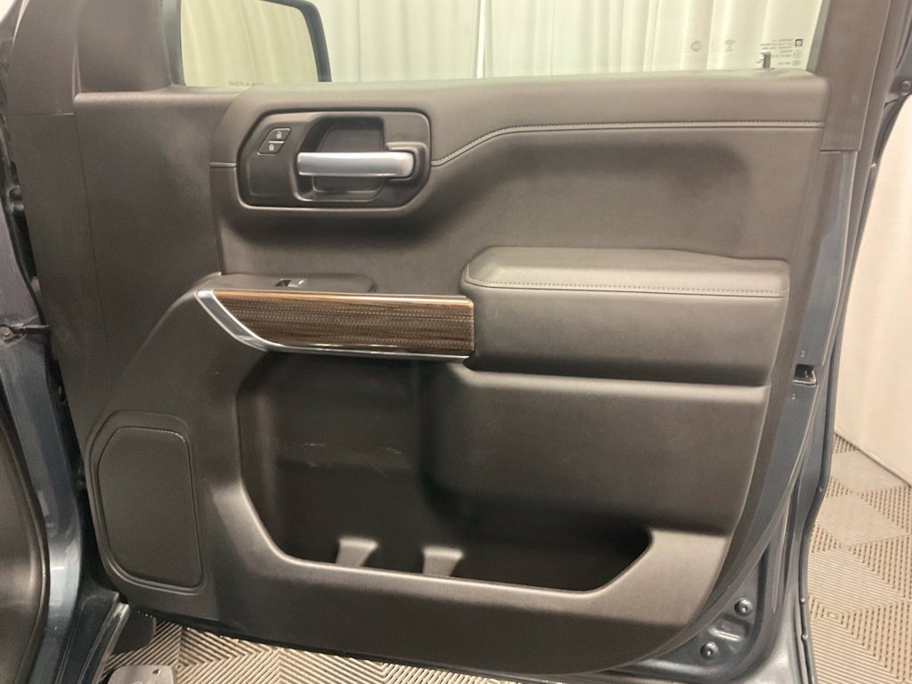 Used 2020 Chevrolet Silverado 1500 RST AWD/4WD image 28