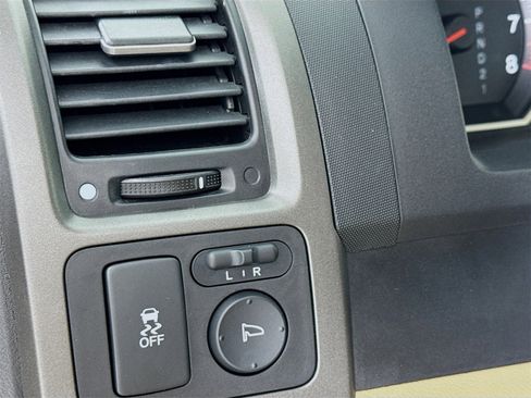 Used 2010 Honda CR-V LX image 11