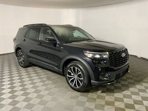 New 2026 Ford Explorer ST-Line AWD/4WD image 4