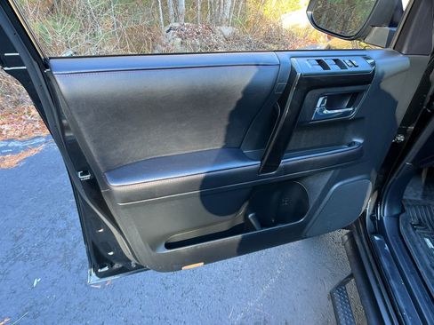 Used 2023 Toyota 4Runner TRD Pro image 11