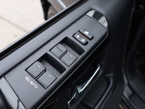 Used 2019 Toyota 4Runner Limited image 21