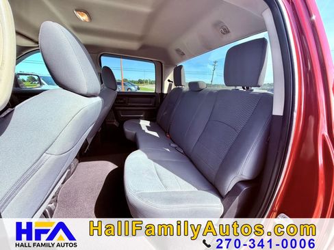 Used 2014 RAM 1500 Express RWD image 17