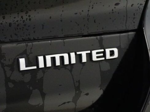 Certified 2023 Jeep Grand Cherokee L Limited image 17