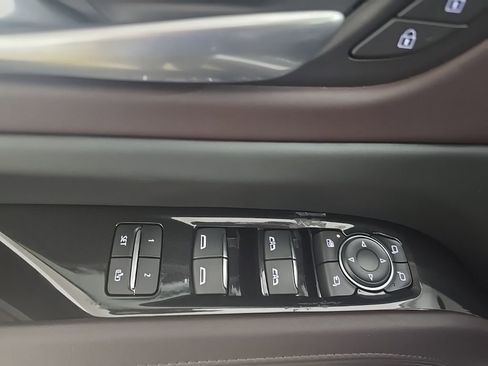 Certified 2024 Cadillac Escalade ESV Sport Platinum image 15