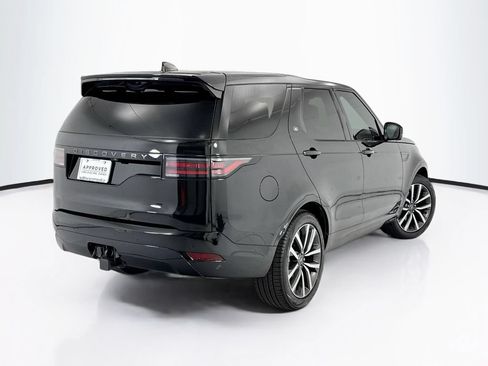 Used 2024 Land Rover Discovery Dynamic SE AWD/4WD image 5