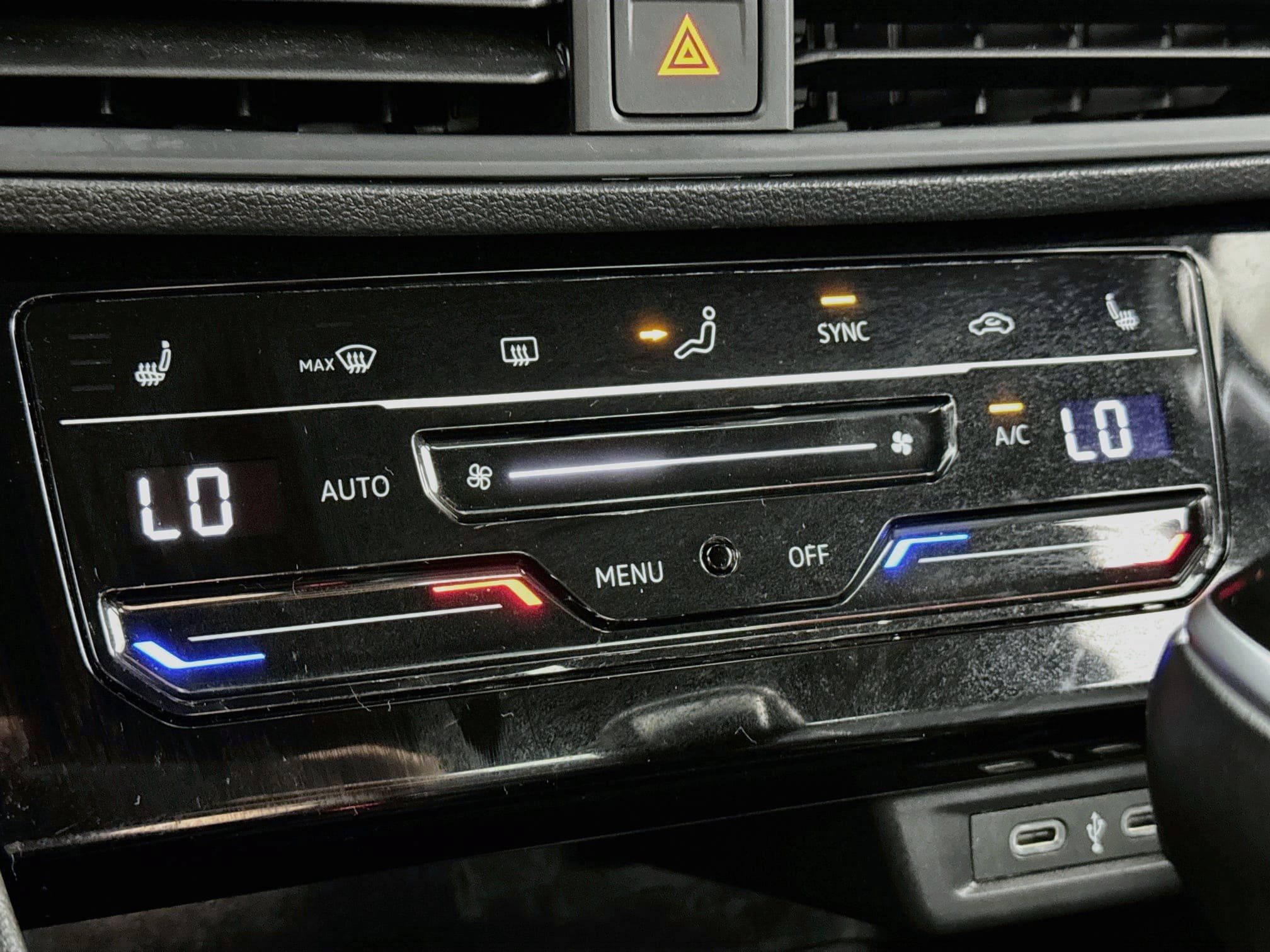 Used 2025 Volkswagen Jetta Sport FWD image 15