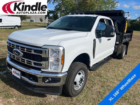 New 2025 Ford F350 XL w/ XL Chrome Package image 1