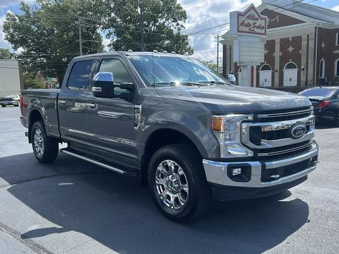 Used 2021 Ford F250 XLT w/ XLT Premium Package AWD/4WD image 3