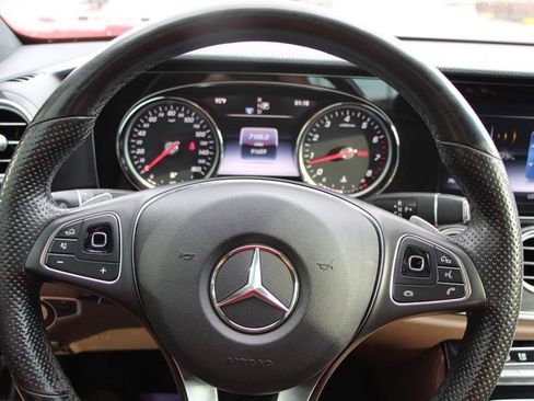 Used 2017 Mercedes-Benz E 300 4MATIC image 16