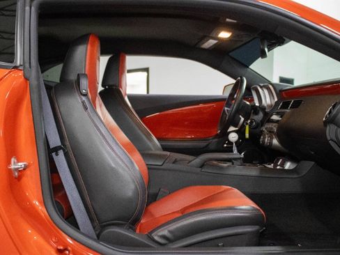 Used 2010 Chevrolet Camaro SS w/ RS Package RWD image 34