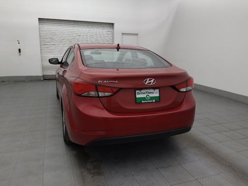 Used 2015 Hyundai Elantra SE w/ Option Group 03 FWD image 6