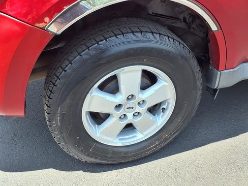 Used 2009 Ford Escape XLT FWD image 22