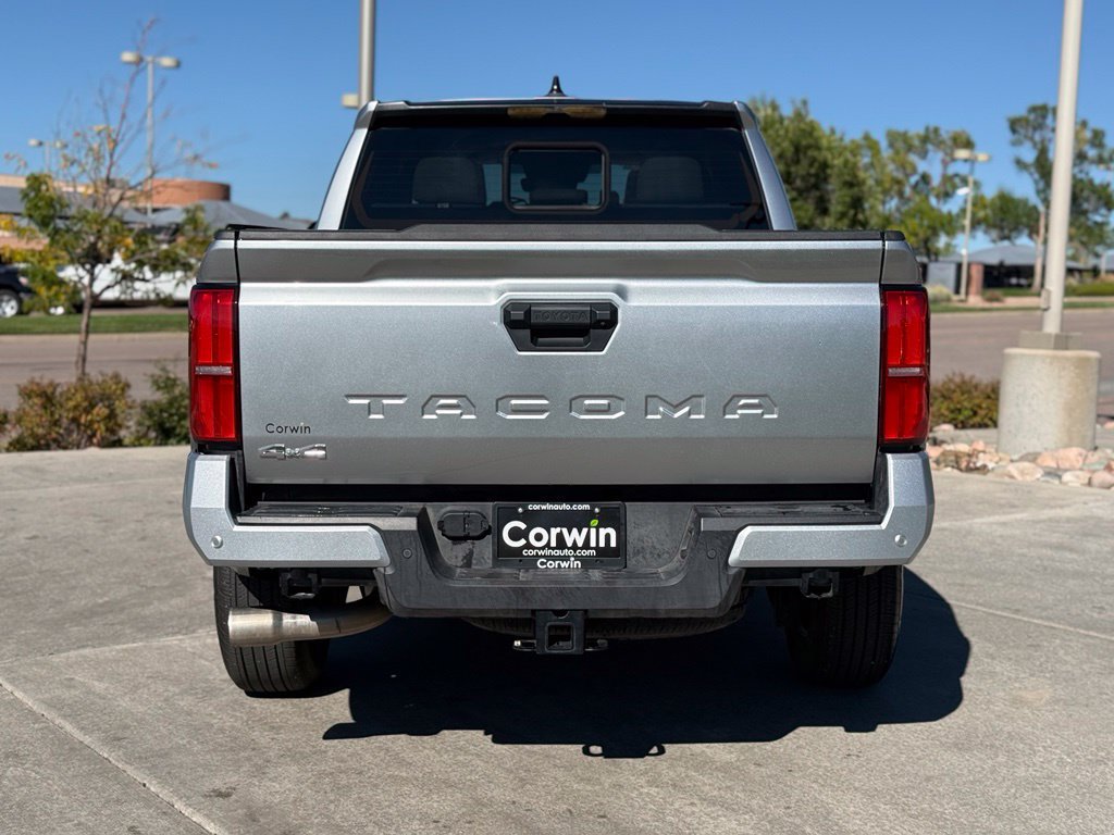 Used 2025 Toyota Tacoma SR5 AWD/4WD image 6