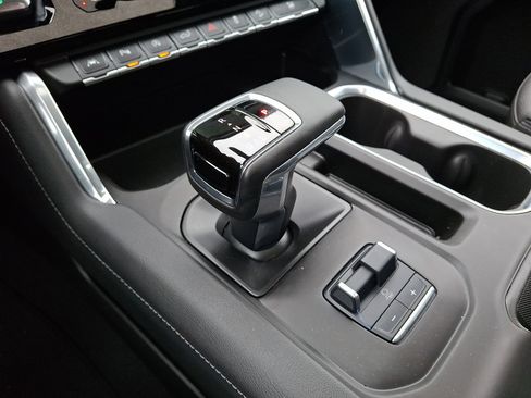 Used 2024 GMC Sierra 1500 Denali w/ Denali Reserve Package image 15