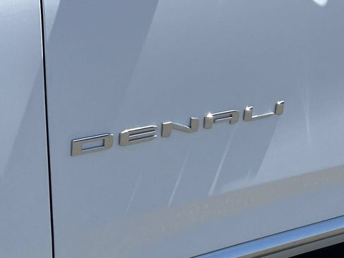 New 2026 GMC Yukon Denali w/ Advanced Technology Package AWD/4WD image 33