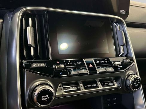 New 2026 Lexus LX 700h Luxury image 25