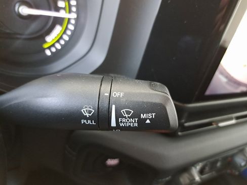 Used 2024 Jeep Wrangler Unlimited Sahara image 19