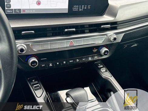 Used 2025 Kia Telluride S AWD/4WD image 19