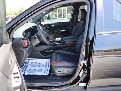 Used 2026 Chevrolet Equinox RS w/ Convenience Package III AWD/4WD image 14