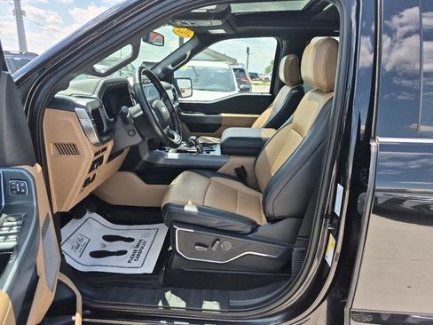 Used 2022 Ford F150 Lariat w/ Equipment Group 502A High AWD/4WD image 15